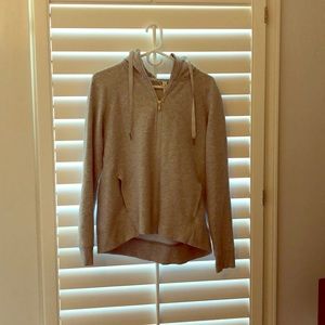 Lululemon cozy hoodie, lights grey.